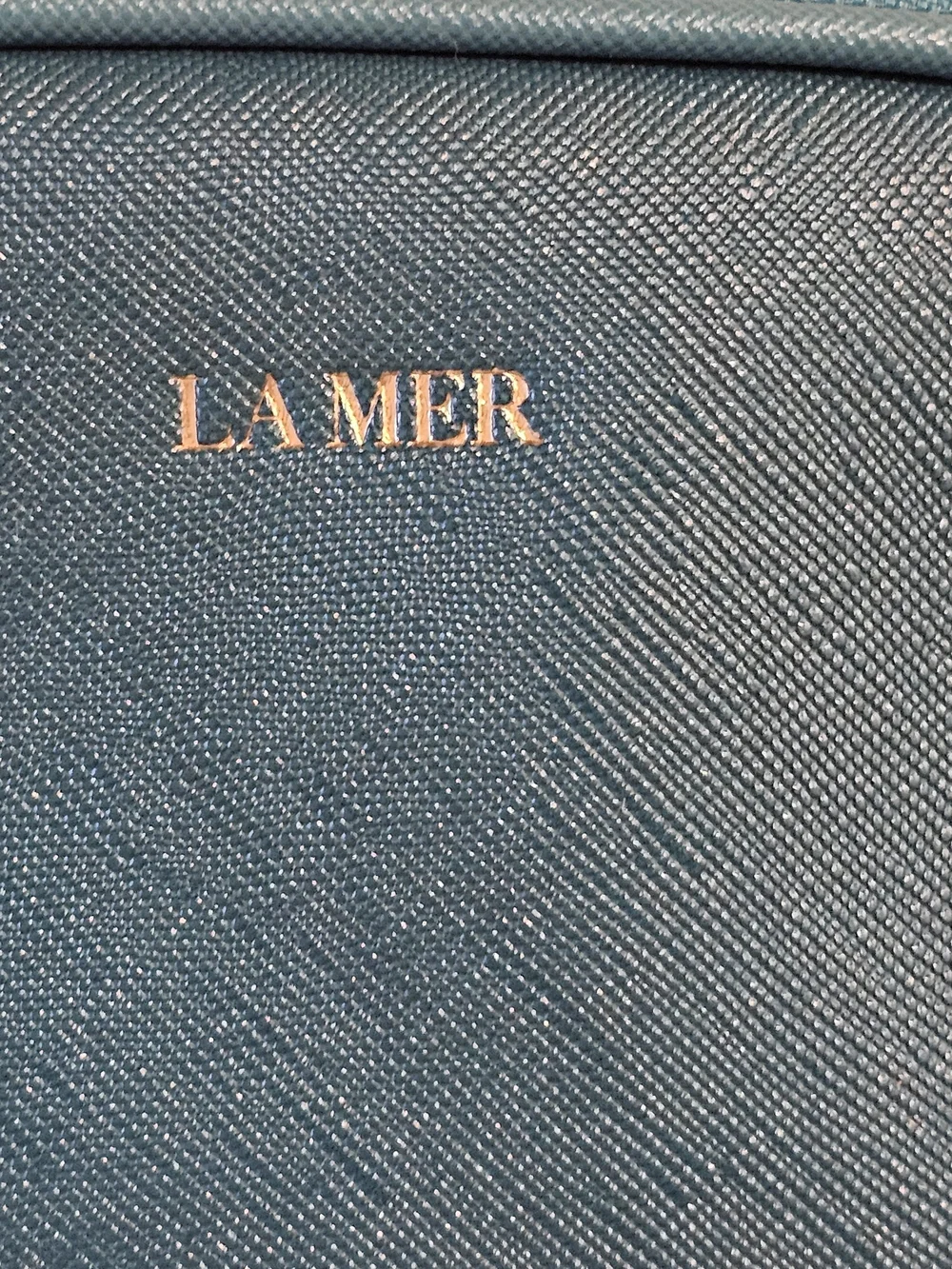La Mer Turquoise Saffiano Textured Cosmetic Pouch NWOT